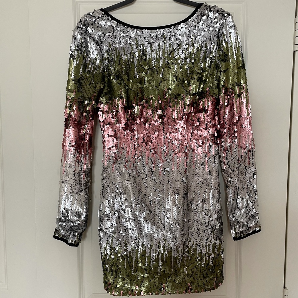 Elizabeth & James Sequin LS Dress size 4